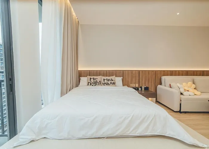 Muji Style Wooden Furniture Central Park Tampoi By Our Stay